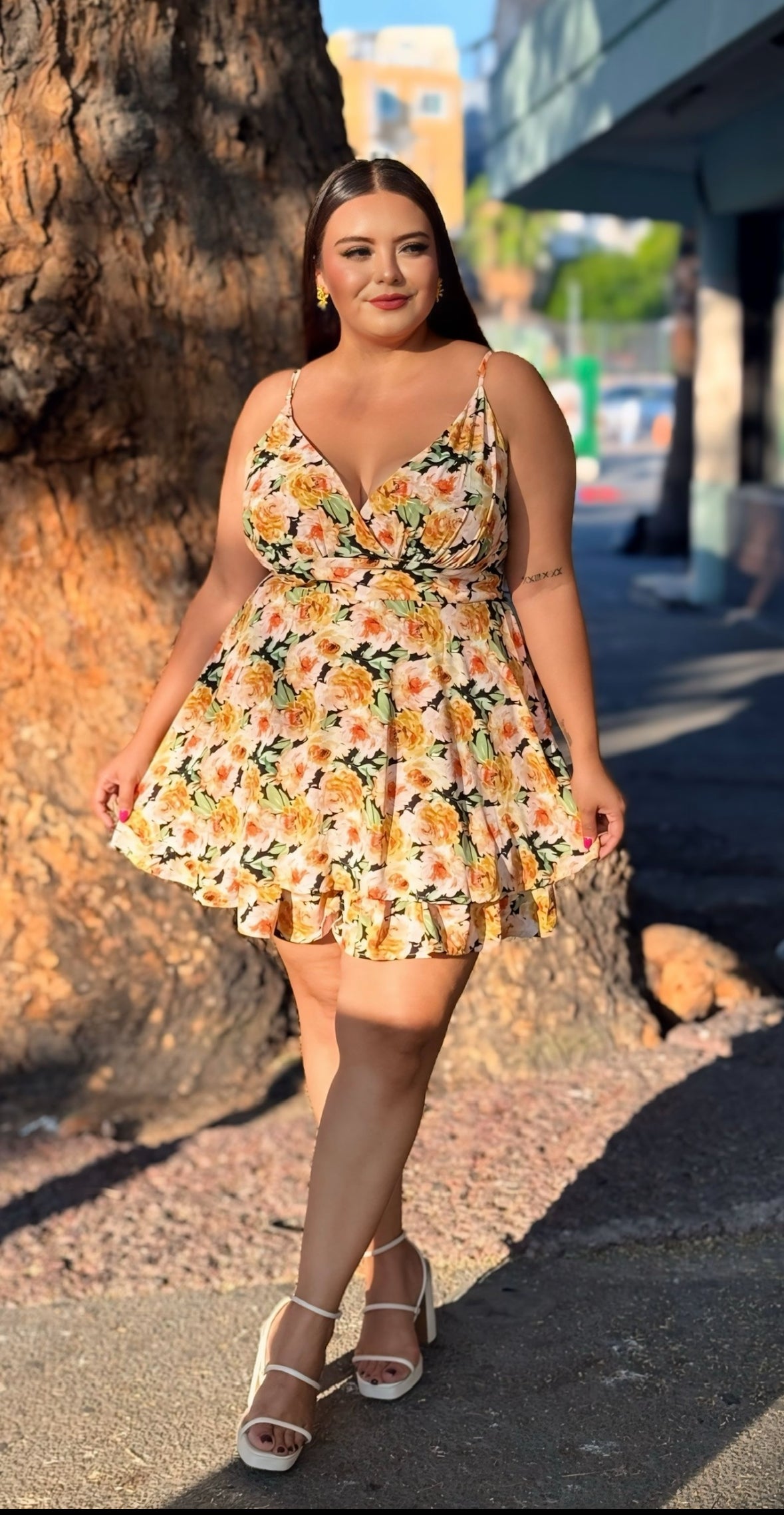 Jumper amarillo con estampado floral