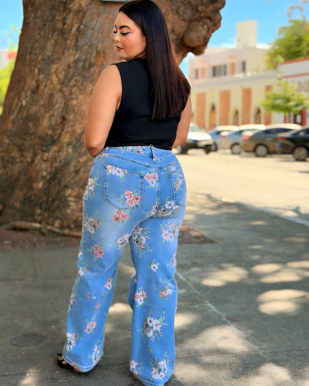 Pantalón mezclilla flores