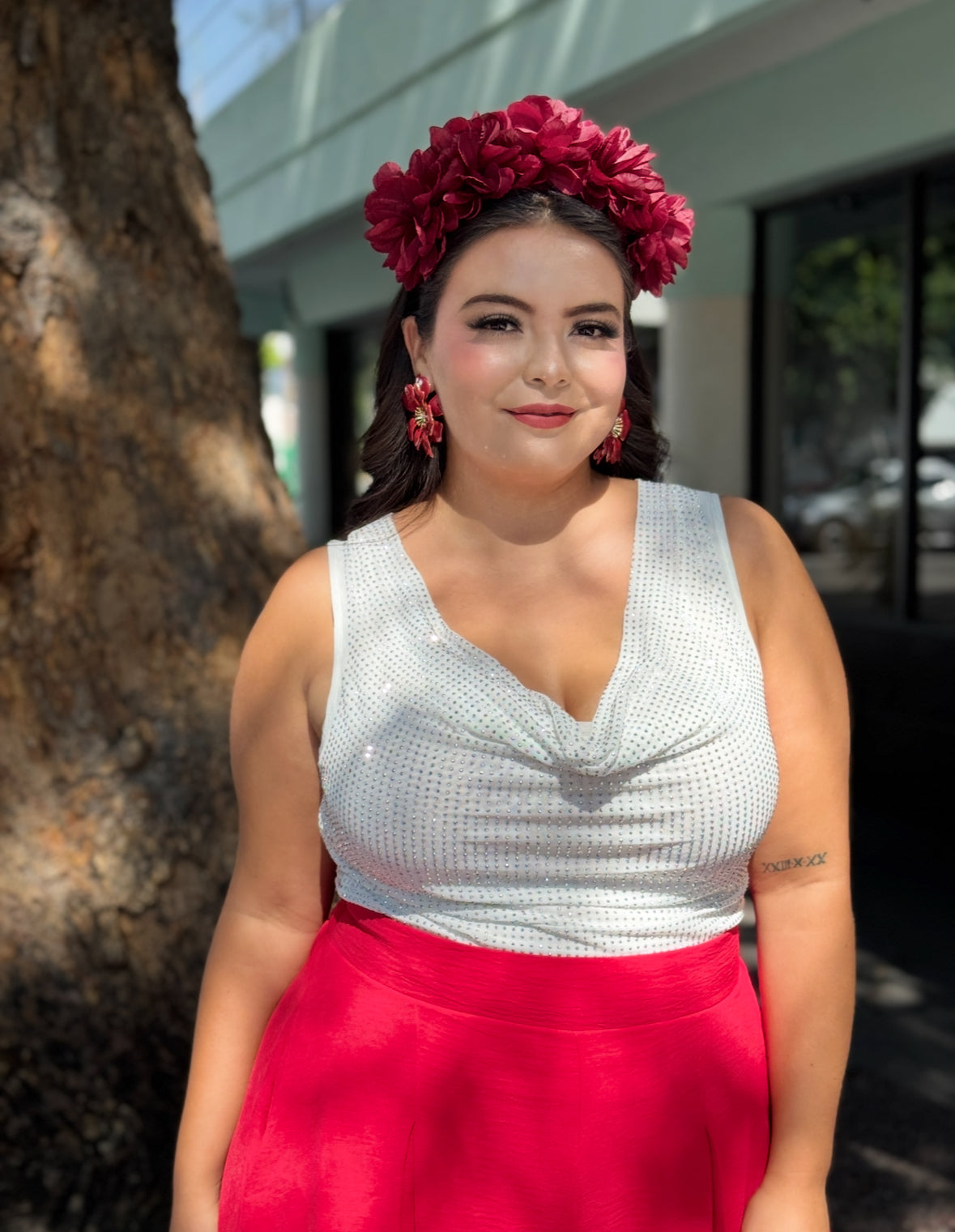 Blusa sin mangas con brillos blanca