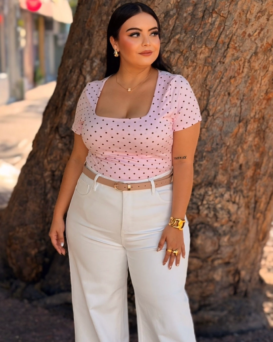 Blusa rosa puntos