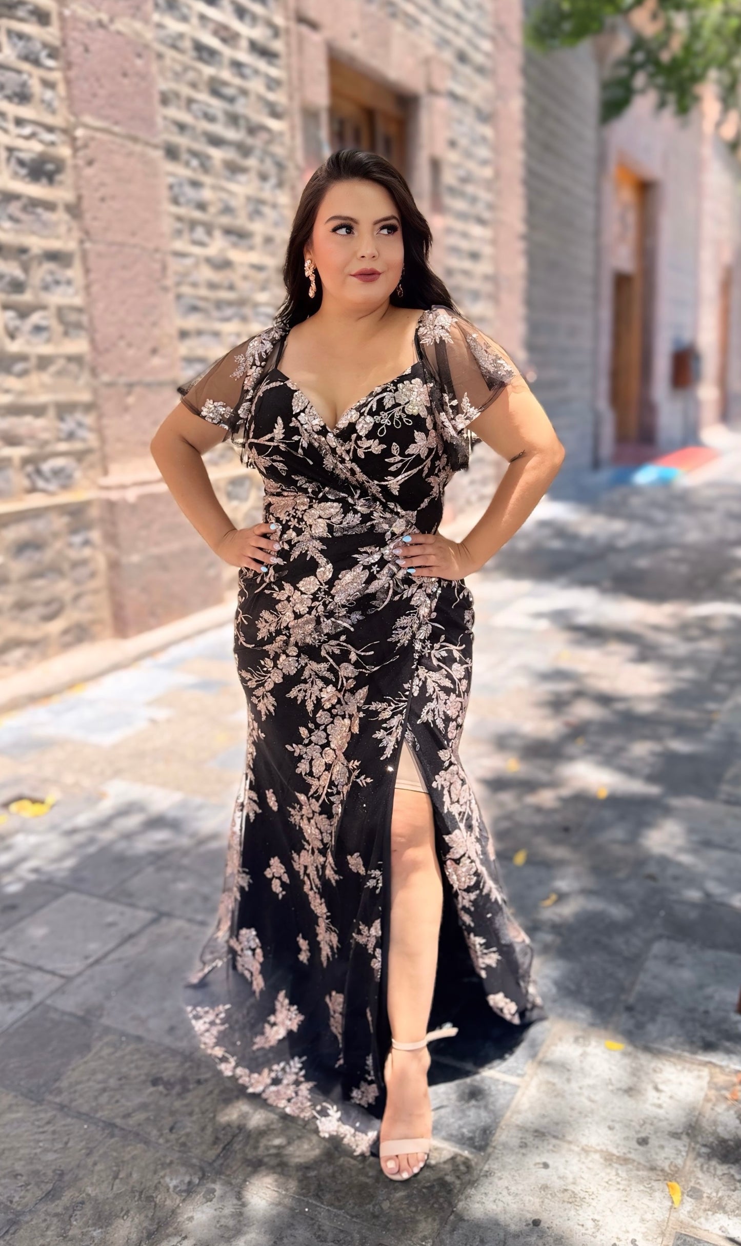 Vestido negro rosegold