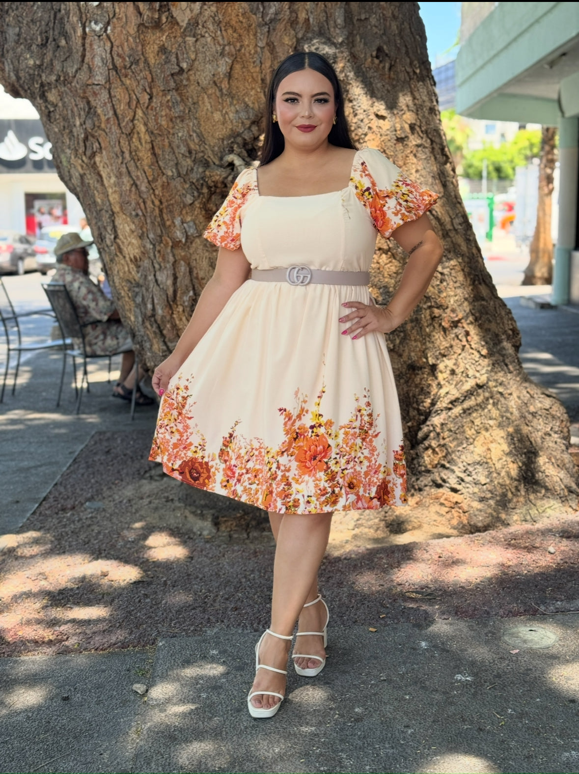 Vestido floral naranja durazno
