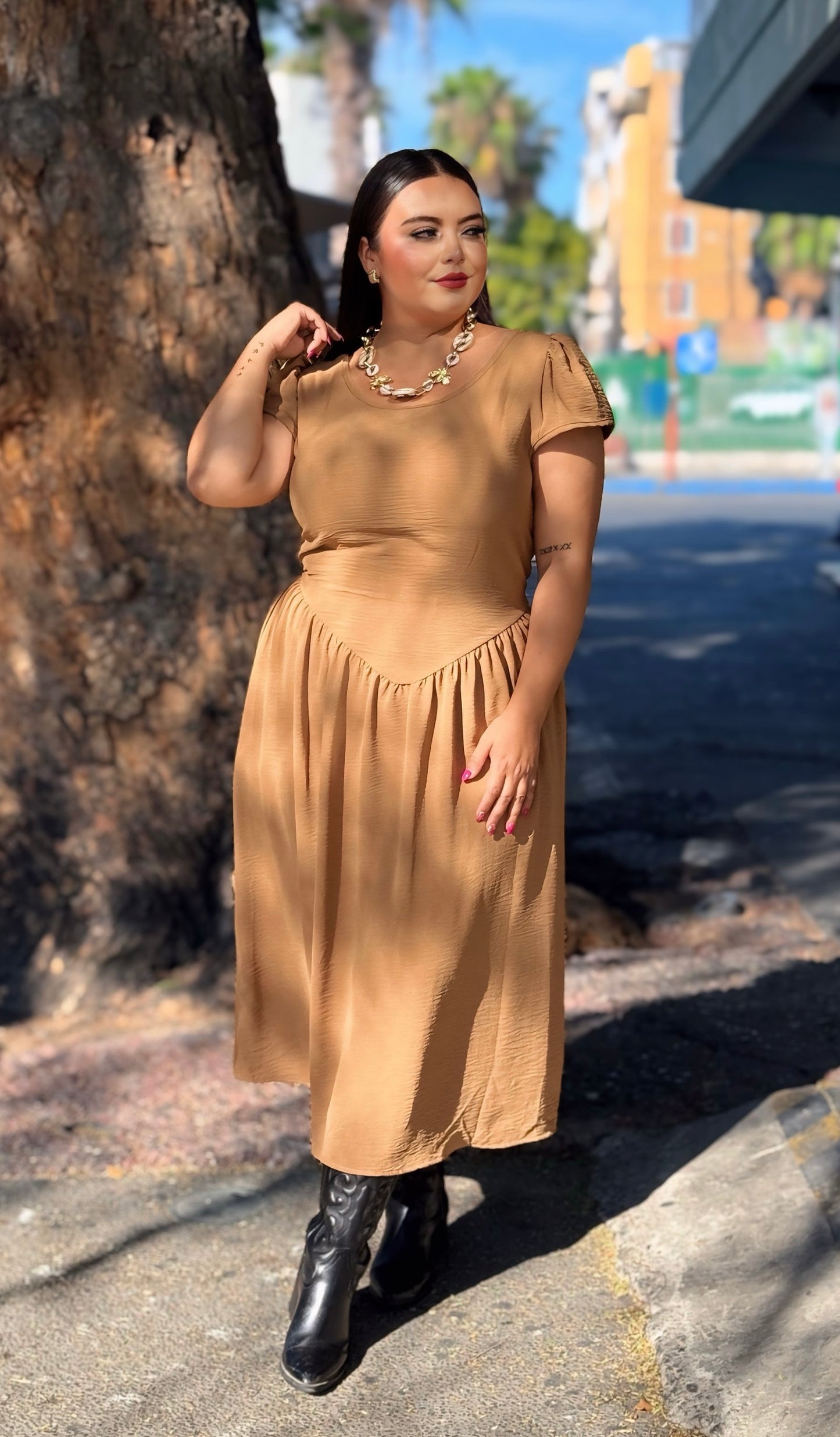 Vestido café
