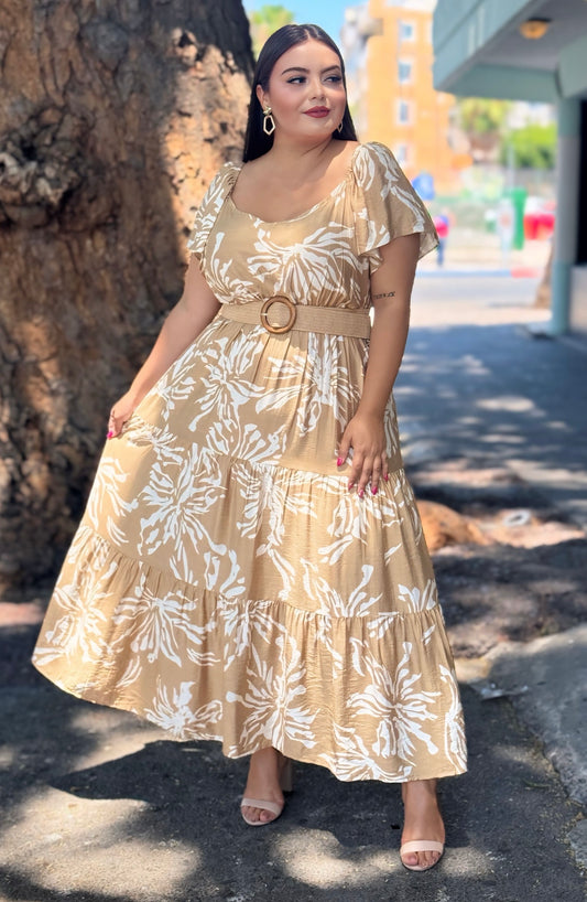 Vestido beige con cinto