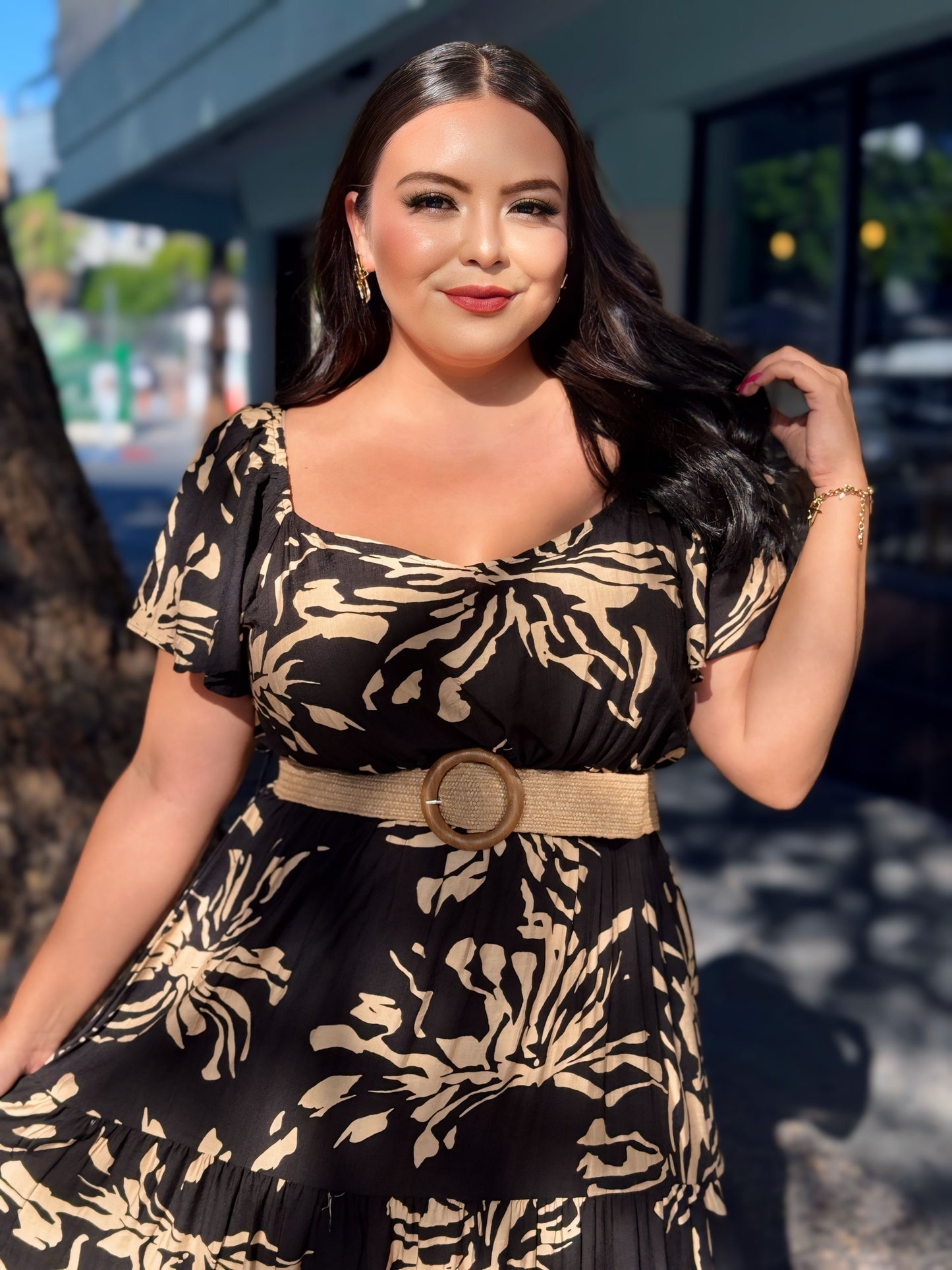 Vestido negro con cinto