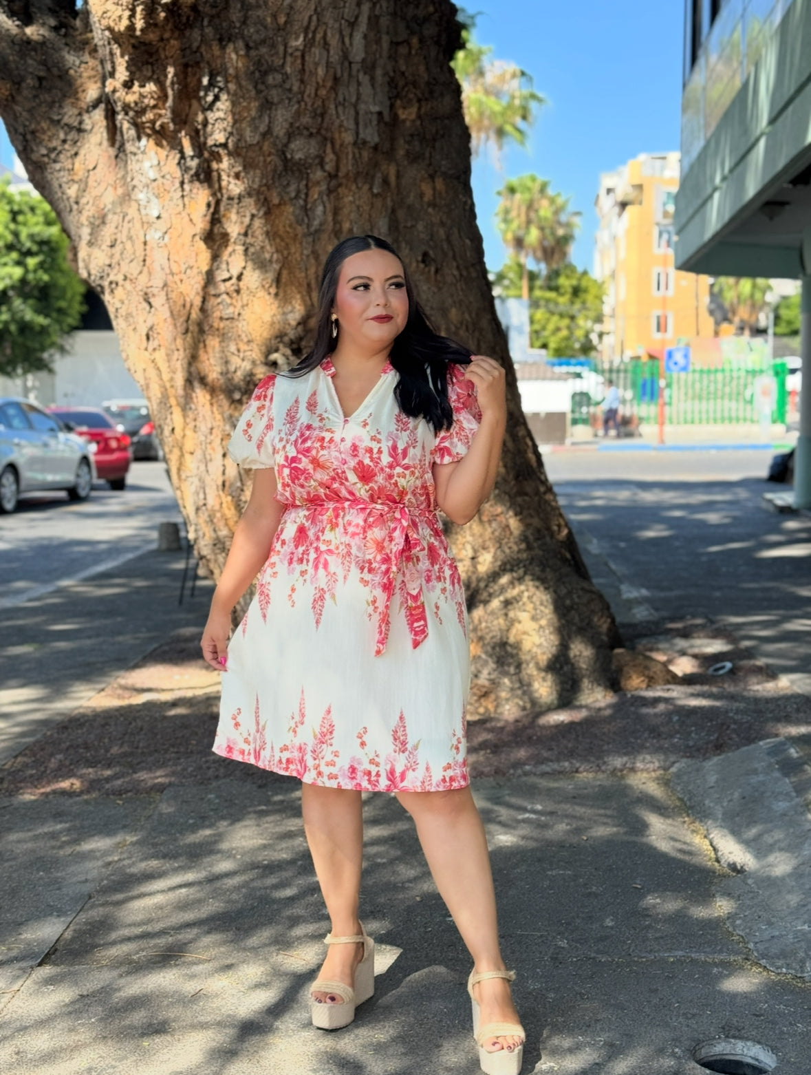 Vestido con estampado floral rosa