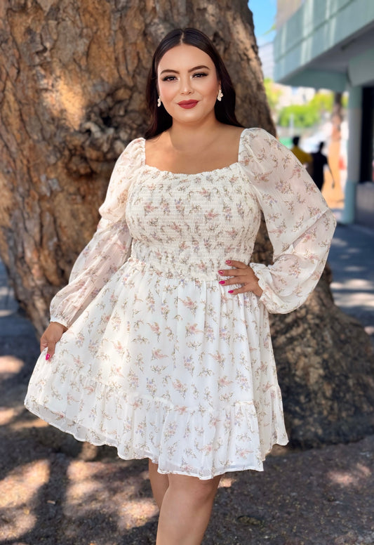 Vestido corto floral blanco