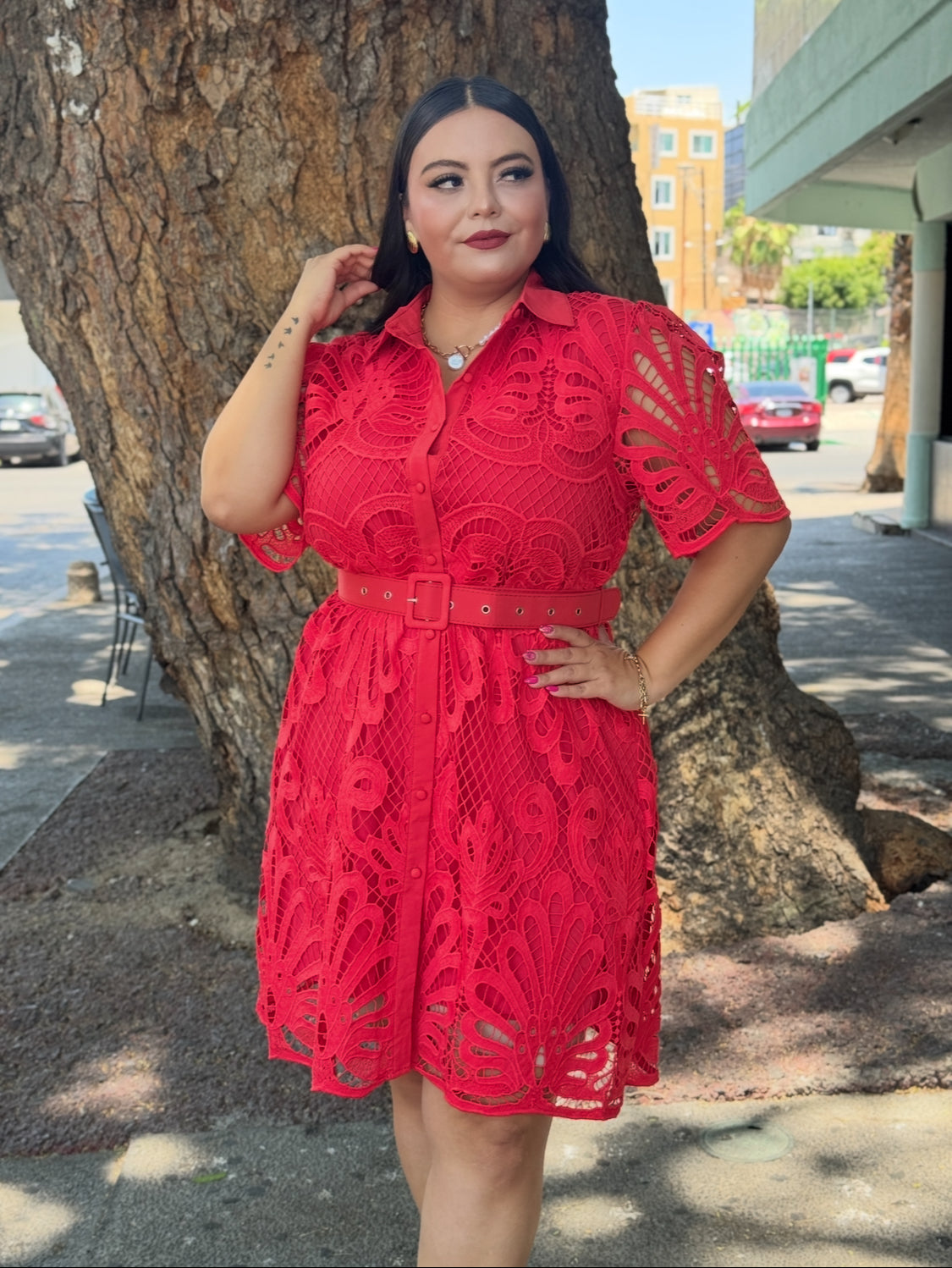 Vestido encaje con cinto