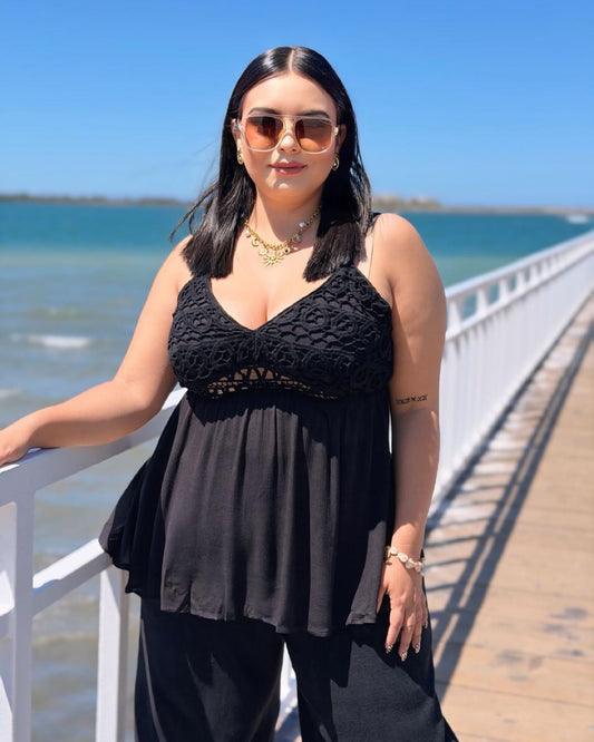 Blusa tirantes negra