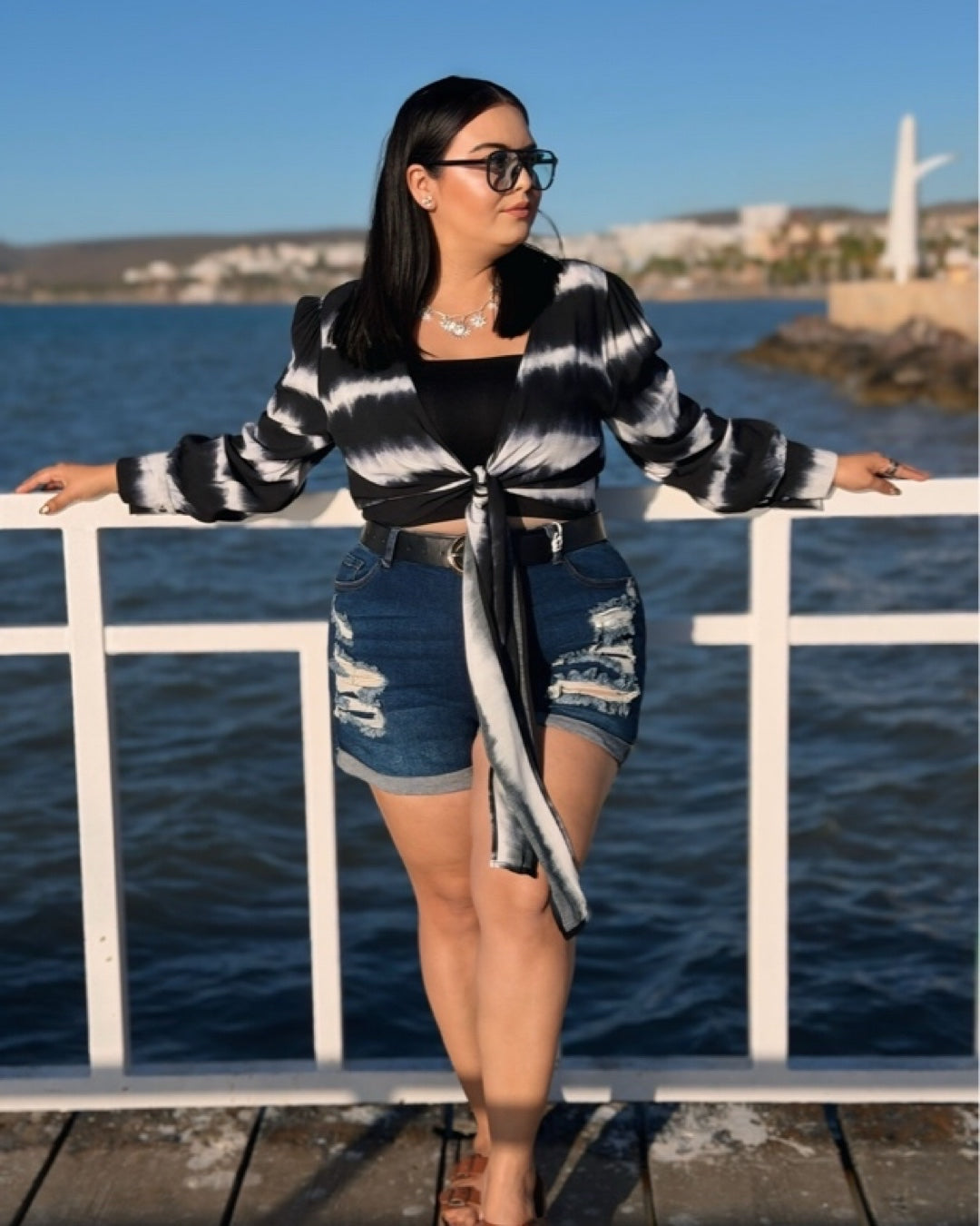 Blusa negro con blanco